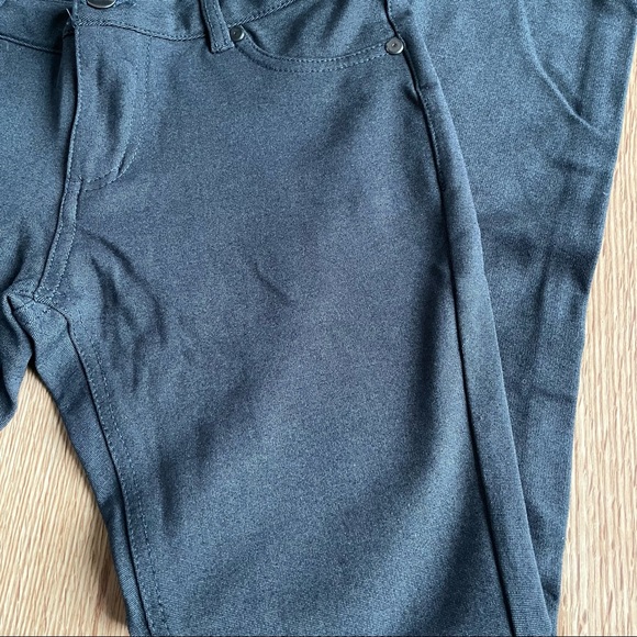 Timing dark gray pants leggings womens size Medium stretchy juniors casual - Picture 3 of 6